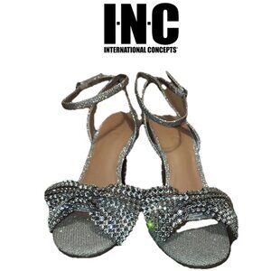 I.N.C. INTERNATIONAL CONCEPTS WOMENS NEMMZI BOW DRESS SANDALS NWT SILVER…